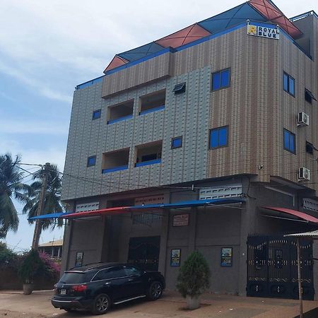 Royal Blue Guest House & Bar لومي المظهر الخارجي الصورة